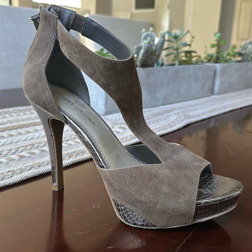 Audrey Brooke platform sandals